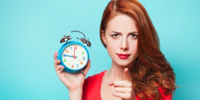 Ижил тоотой цаг таныг дагадаг уу